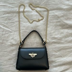 Vera Pelle Black Leather Crossbody With Queen Bee Latch Accent